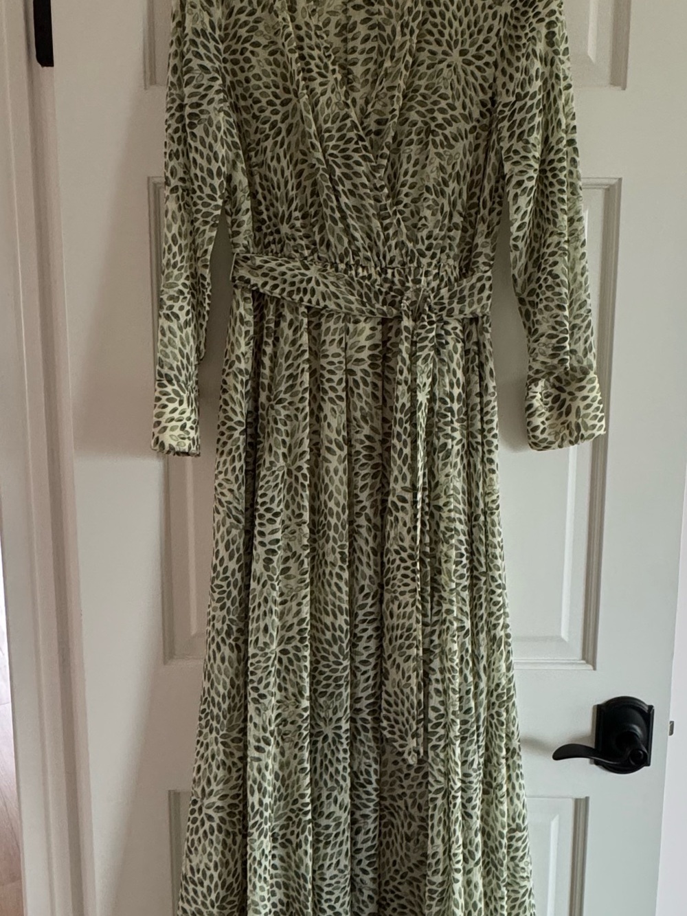 Alexa B Nites Green Leaf-Print Long Sleeve Wrap Dress size 4